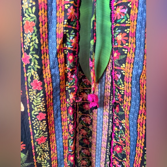 FARM RIO STITCHED GARDEN LONG COVERUP - Picture 8 of 16